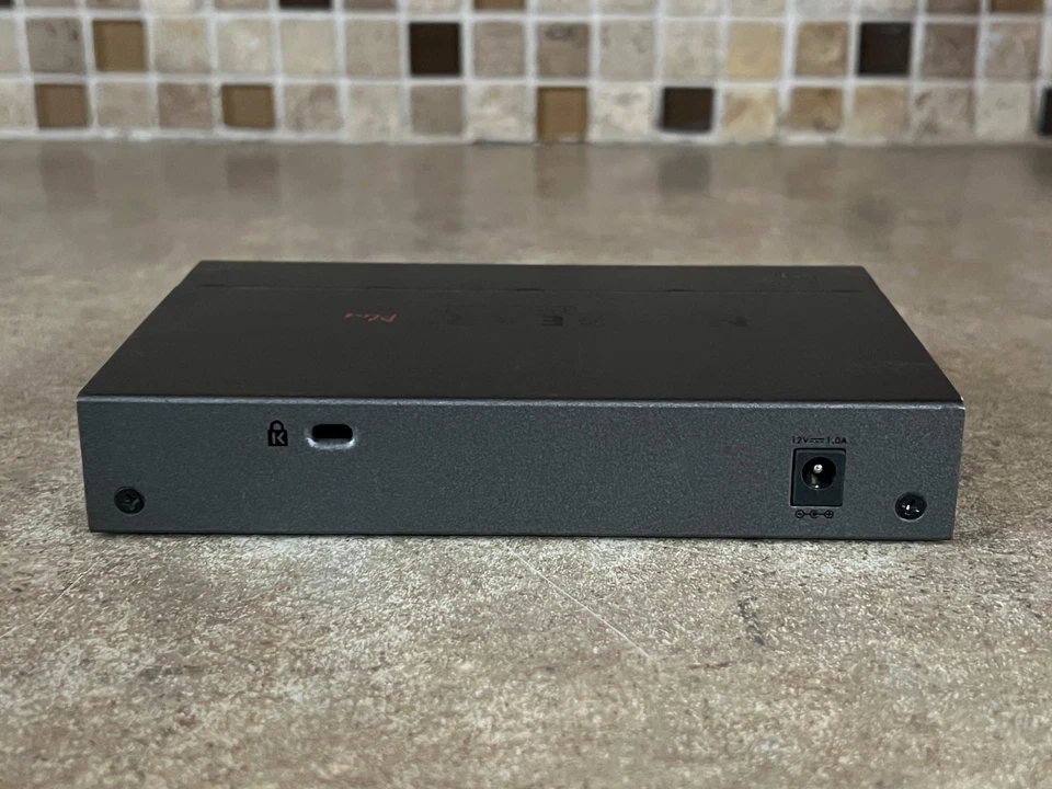 NETGEAR GS108E V2 8-PORT PROSAFE PLUS GIGABIT ETHERNET SWITCH ZZ8-2(5) - Image 4 of 4