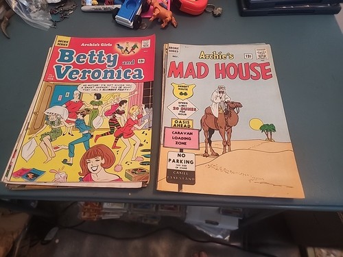 Archie Series Comics 12-Cent Lot of 48 - Picture 17 of 24