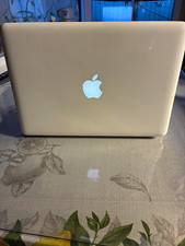 Apple MacBook 13" Late 2009 2.26GHz C2D 8GB 250GB HDD Mojave White