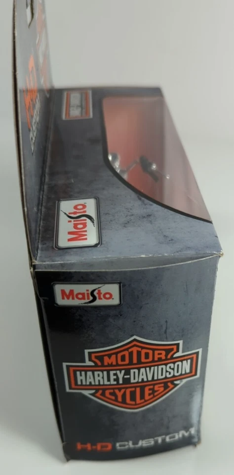 Harley Davidson Motorcycle Electra Glide Ultra Series 34 2013 FLHT Maisto 1:18 - Image 4 of 4