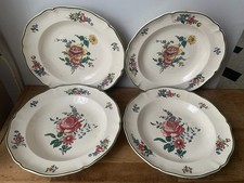 4  assiettes demi-creuses villeroy et boch, Mettlach 1562, vieux strasbourg
