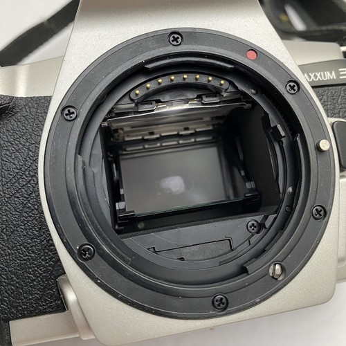 Minolta Maxxum 3 35mm Film SLR Camera w/ 35-80mm Lens - TESTED - Picture 6 of 8