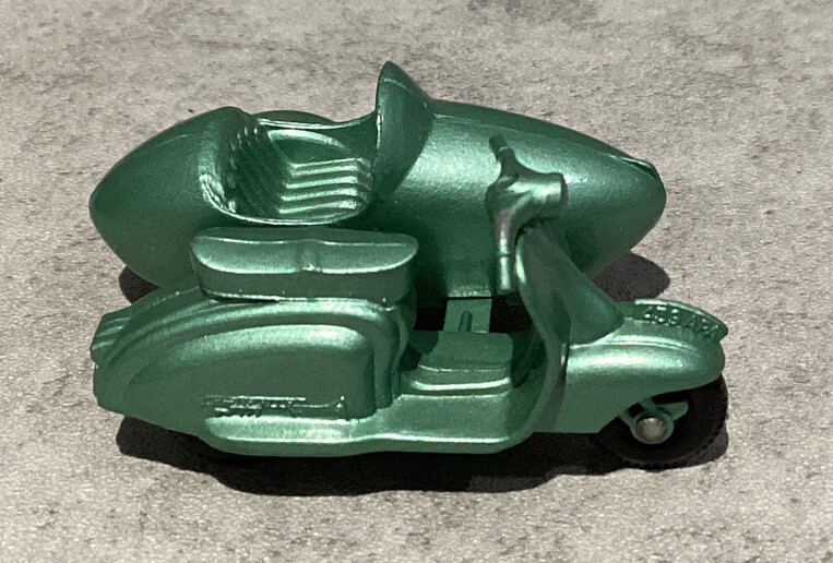 Vintage Matchbox Lesney #36 Lambretta Motor Scooter Side Car