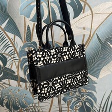Borsa da sera da donna in pizzo floreale a busta pochette