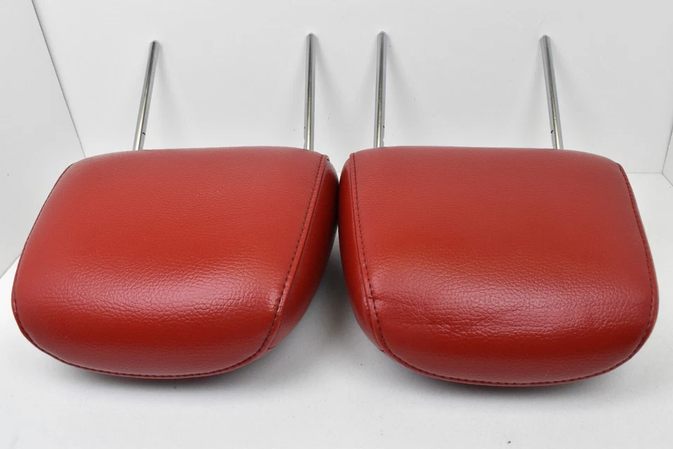 Juego de reposacabezas de cuero rojo asiento delantero Ford Mustang 2005-2009 conjunto de pares OEM Foto 2 de 4