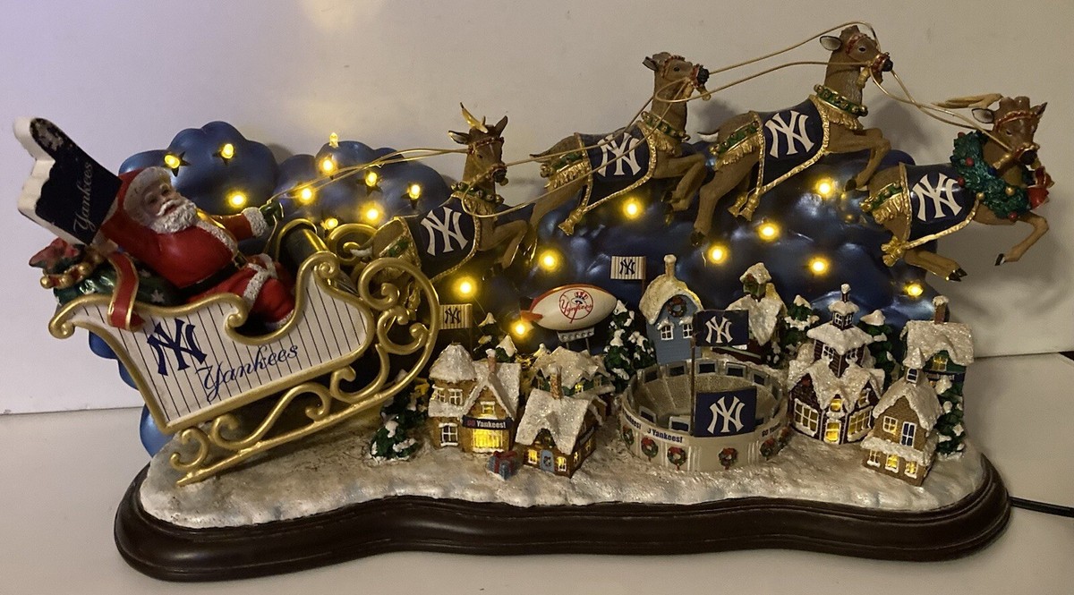 お香 NEW YORK GOLD Yankees chimney burning NY Yankees Danbury Mint Santa's Big Night - Broken Antlers/Chimney