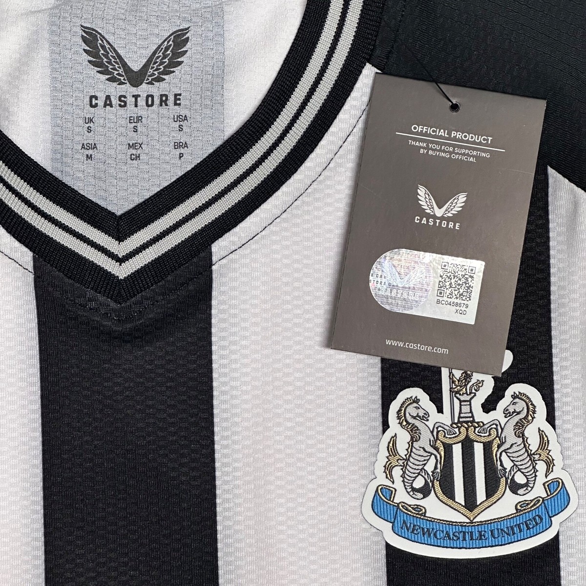 Sortie du troisième maillot de Newcastle United 24-25 - Footy Headlines FR