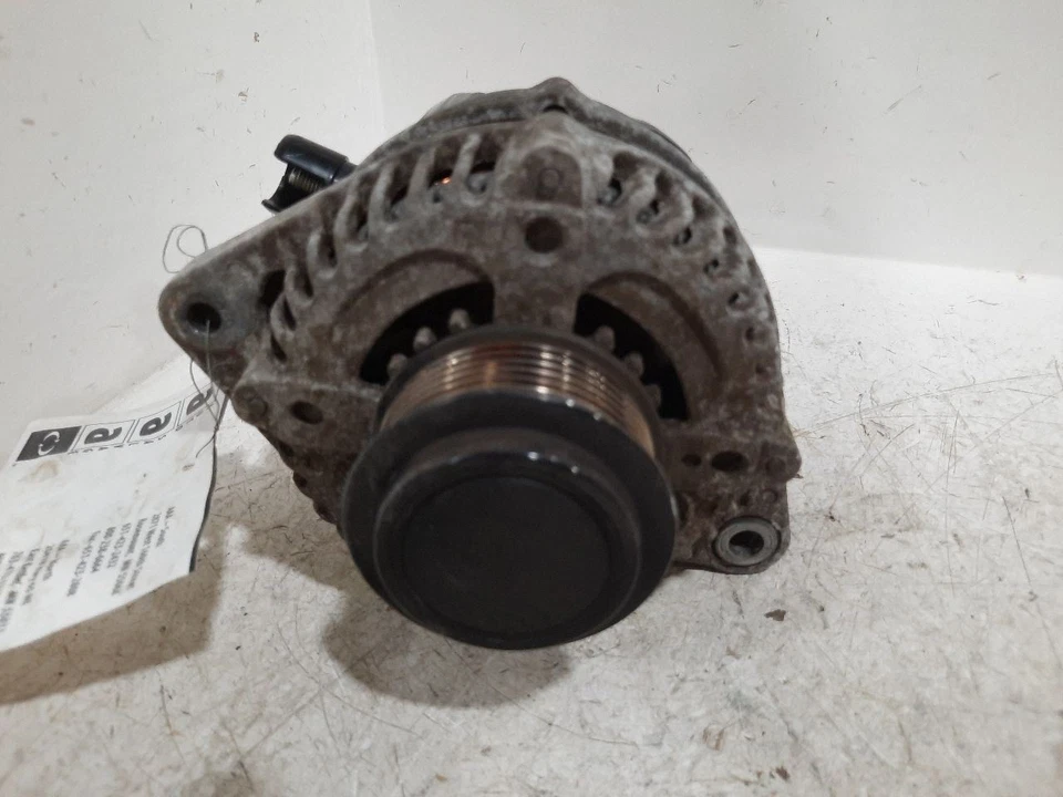 Alternator 2015 Tlx Sku#4241734 - Image 2 of 4