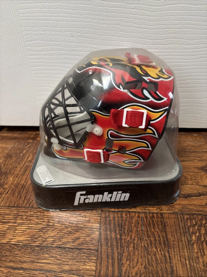 Mini casco de portero Calgary Flames Horsehead Foto 3 de 4
