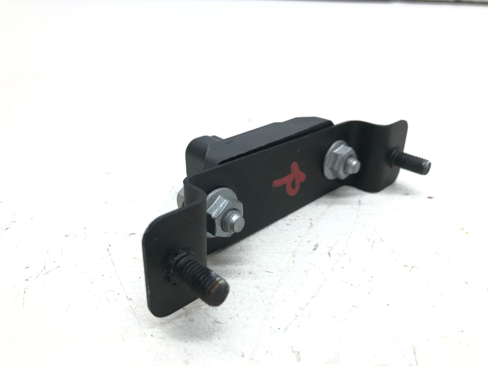 2010-2020 ASTON MARTIN RAPIDE FRONT ACCELEROMETER BODY SENSOR 8D33-3C190-AA OEM