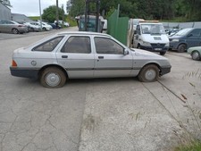 Porte avant et accessoires Ford SIERRA