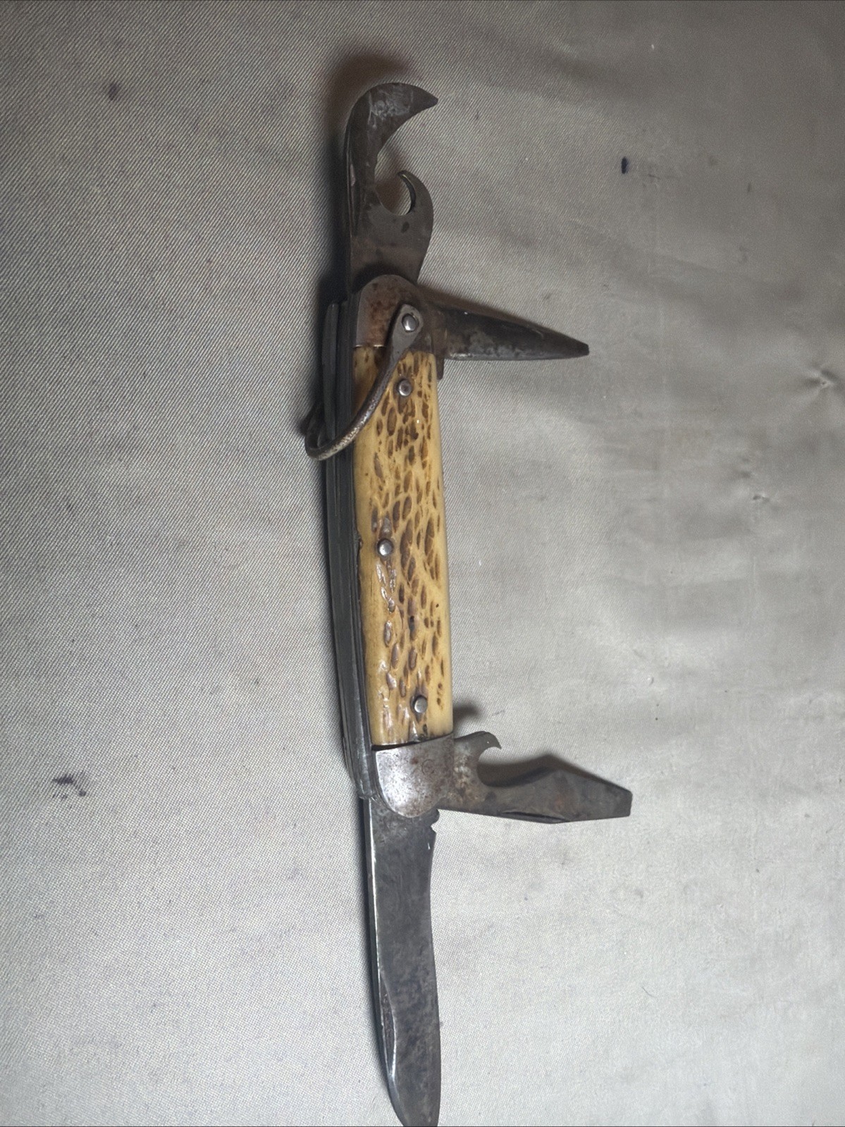 VINTAGE BONE HANDLE MADE IN USA SCOUT KNIFE