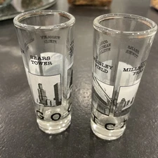 2x SEARS TOWER WRIGLEY FIELD MILLENIUM PARK CHICAGO SHOT GLASS GLASSES