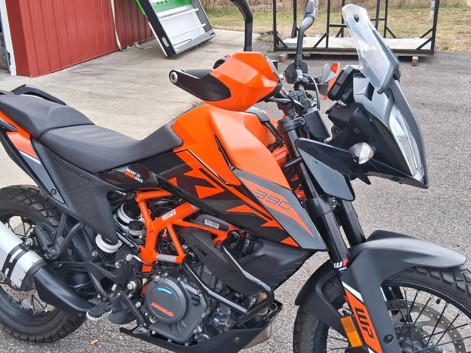 KTM 390 Adventure 2023 Foto 4 de 4