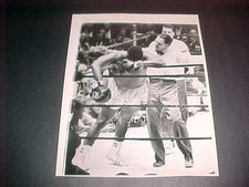 JOE FRAZIER VS MATHIS TKO 1968 ORIGINAL TYPE ONE PHOTO (VERY RARE)