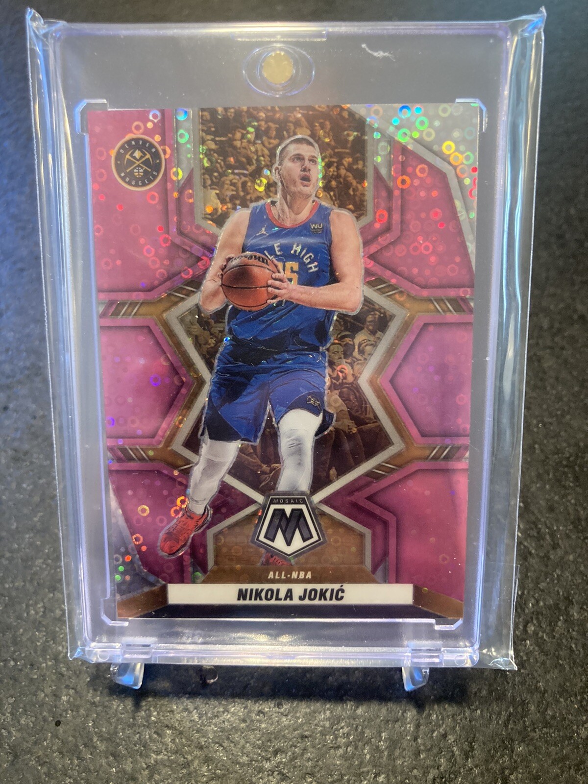 Nikola Jokic 2021-22 Mosaic #283 PINK FAST BREAK PRIZM 13/20