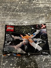 LEGO 30386 Disney Star Wars The Rise of Skywalker Poe Dameron's X-wing Fighter