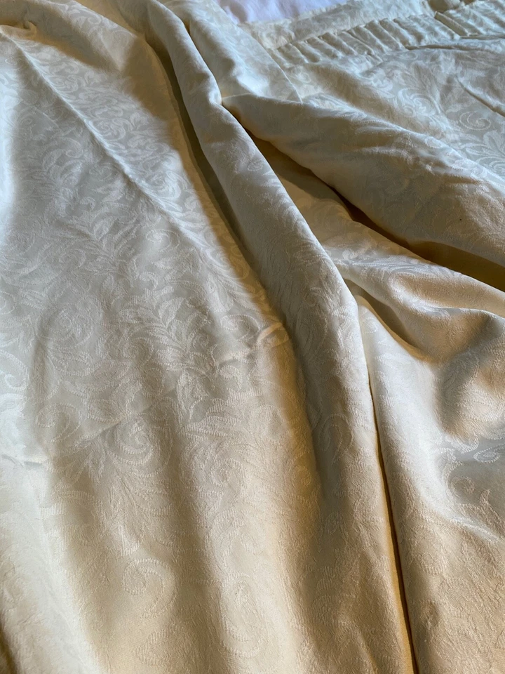 CORTINAS OTOMANA REAL CREMA DAMASCO - 2 PARES DISPONIBLES ANCHAS Y LARGAS Foto 3 de 4