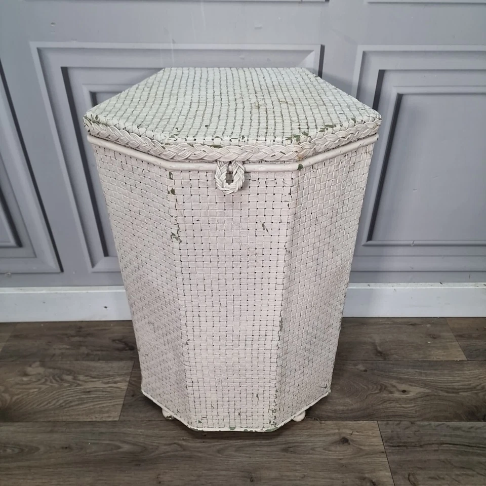 Retro Linen Storage Vintage Hexagonal Lloyd Loom Trunk Blanket Box Ottoman - Image 3 of 4