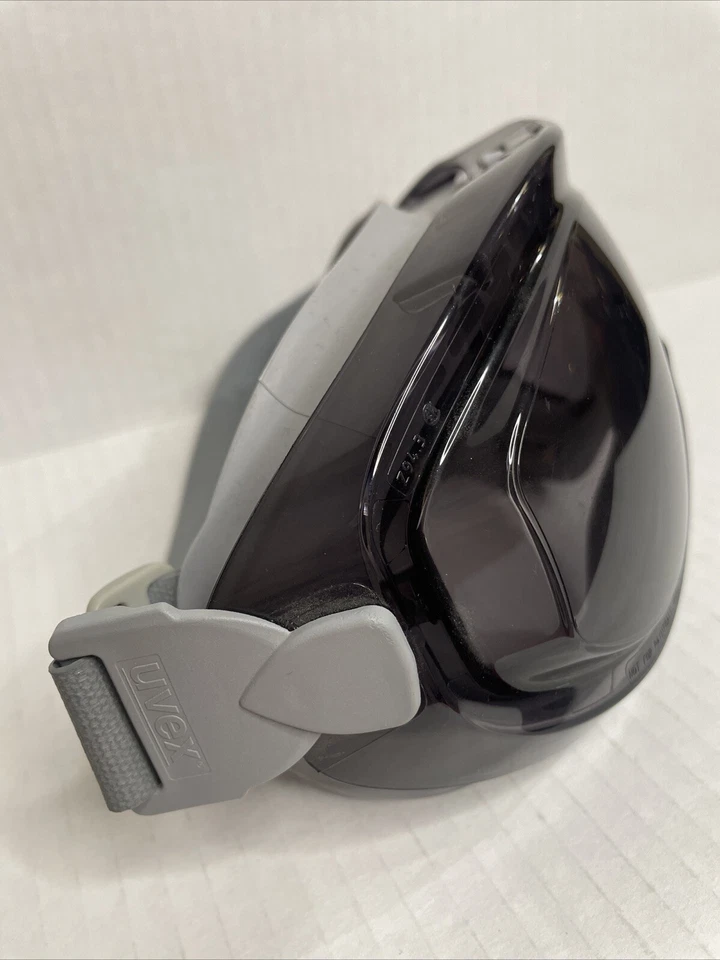 Gafas Uvex B-D Z87+, Z94.3 Flexseal con revestimiento Hydroshield Foto 2 de 4