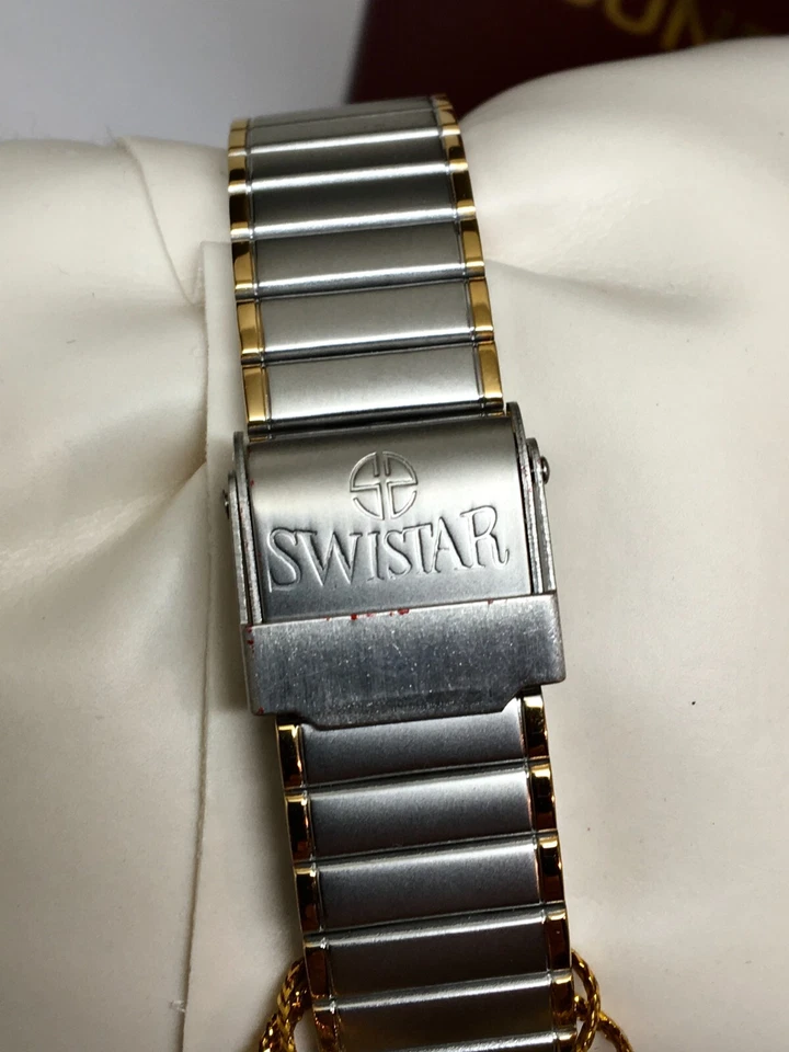 Reloj Swistar 959583m Hombre Precisión Cuarzo Esfera Negra y Dos Tonos Plateado Foto 2 de 4