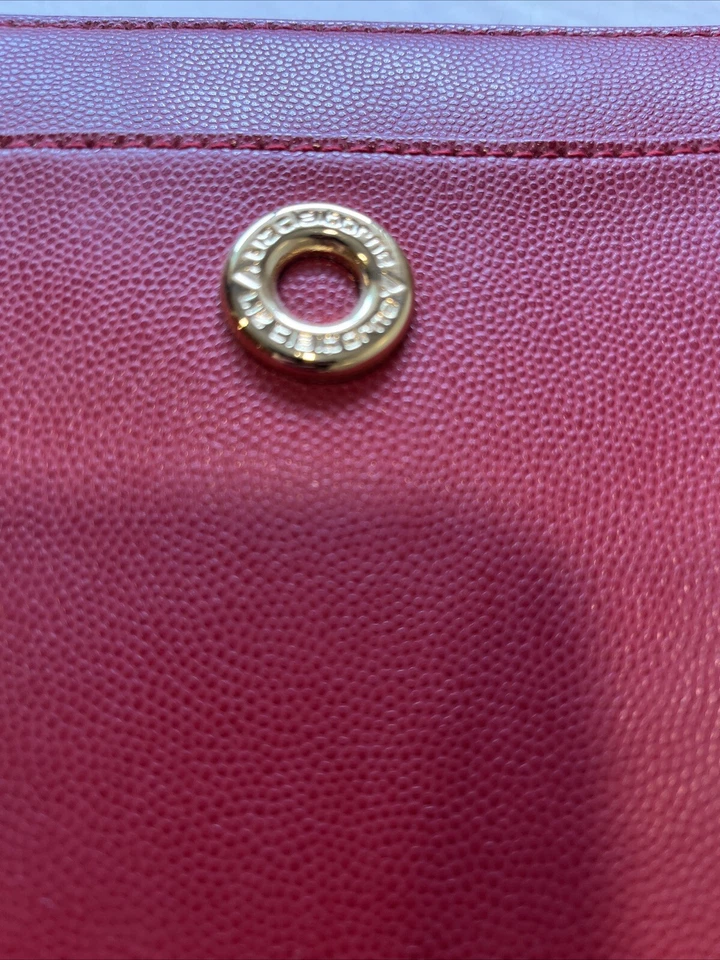 Bolso Bandolera Liz Claiborne Vintage Rojo Cremallera Años 80’s Triángulo Imitación Texturizada Cadena Foto 2 de 4