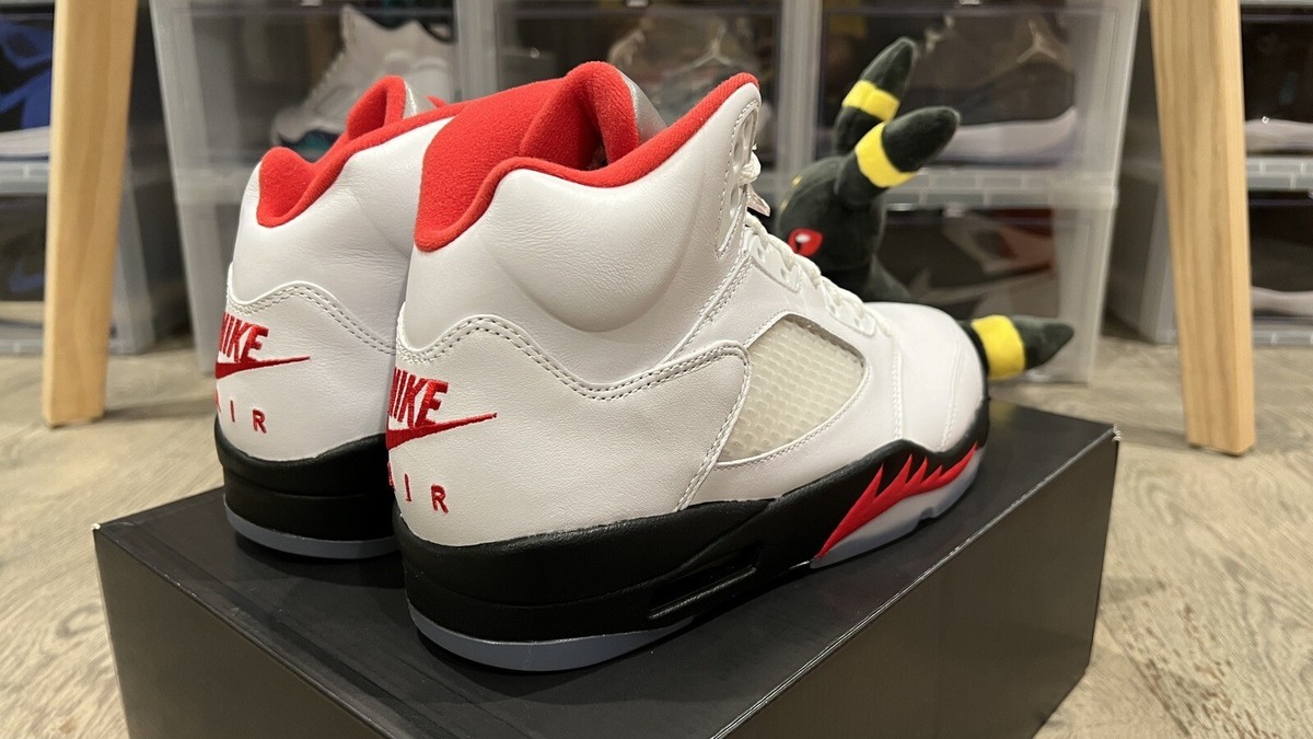 Jordan 5 Retro Fire Red Silver Tongue OG 2020 Nike Air - Size 9.5