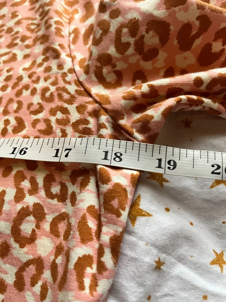 Isaac Mizrahi Live! Camisa lisa cuello dividido rosa XS estampado de leopardo Foto 3 de 4