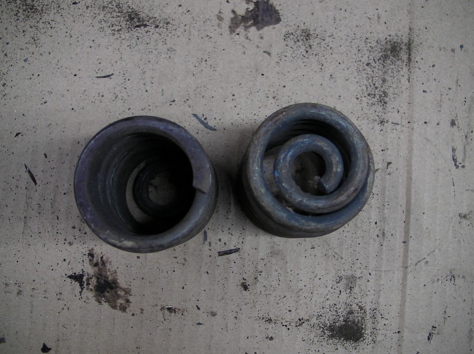 seat springs 24hp V-Twin Craftsman DYS 4500 part# 124181X 587613301 | eBay