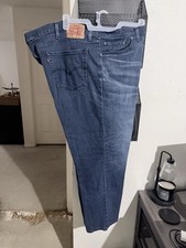 Levi's Men's 559 Blue Medium Wash Denim Jeans Cotton 5-Pocket Logo