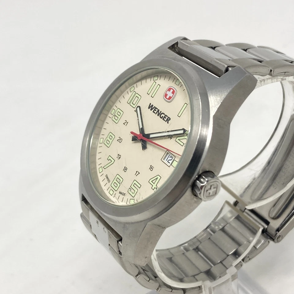 Reloj Wenger Field Hombre 41mm Tono Plata Fecha Hecho en Suiza 100M Batería Nueva 7.25" Foto 4 de 4