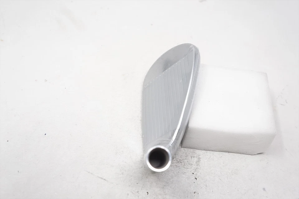 New Titleist 2023 T350 38* #9 Iron Club Head Only  1-15-B - Image 4 of 4