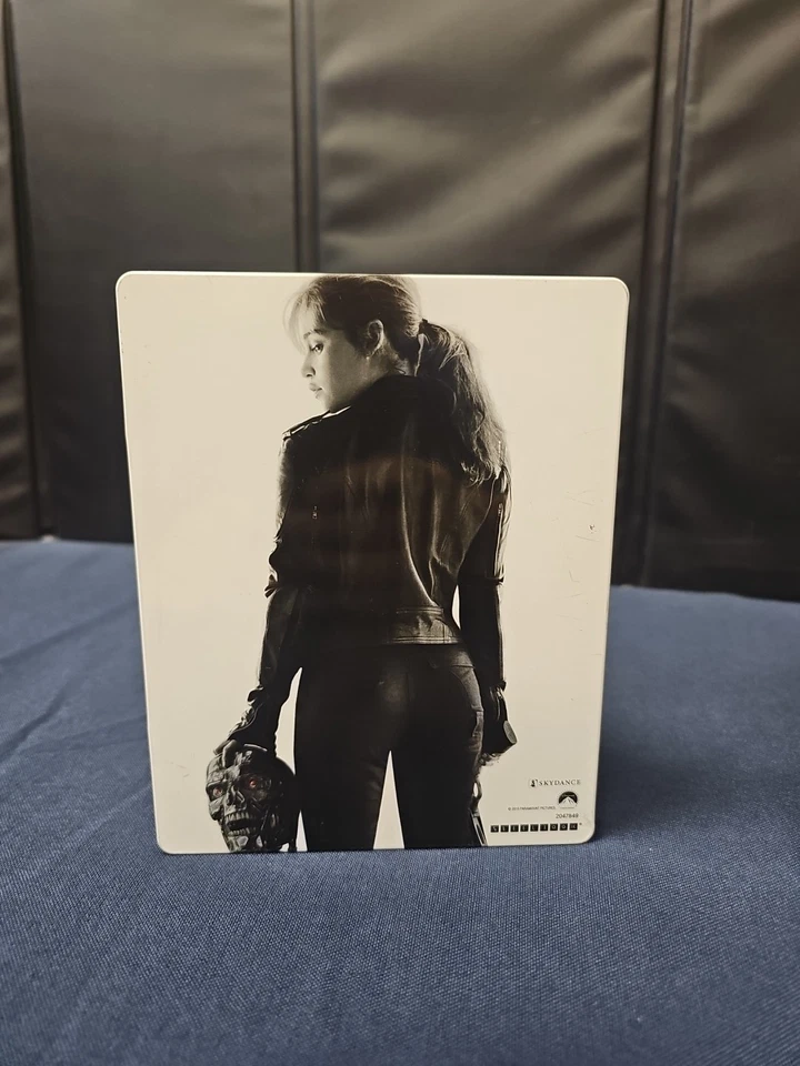 Terminator Genisys  STEELBOOK Blu-ray/DVD) + Total Recall Blu Ray Schwarzenegger - Image 4 of 4