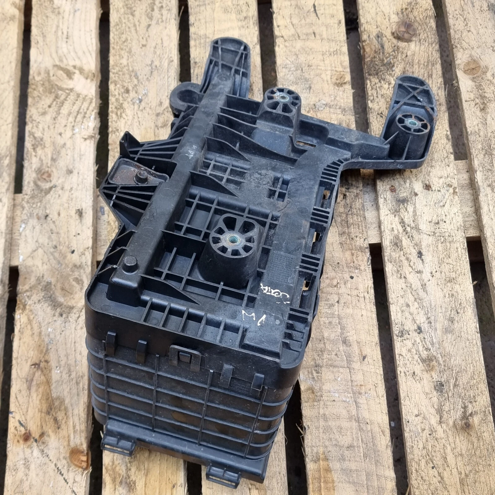 Actual underside and mounting points of battery tray