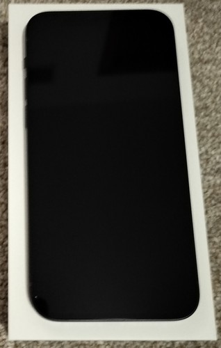 Apple iPhone 12 - 64 GB - Midnight Blue (Metro By T Mobile ) - Picture 4 of 5
