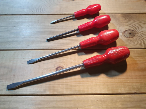 4 x Destornilladores Stanley rojos vintage herramientas de mano antiguas herramienta de ingeniería carpintería - Imagen 2 de 10