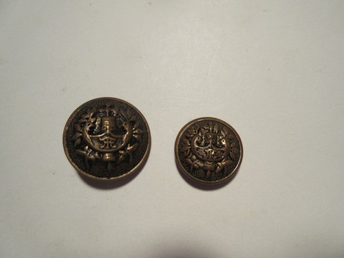 COLLECT: LOT 2-(B-6) VINTAGE METAL BRASS "COAT OF ARMS" SHANK BUTTONS-3/4"-1.0" - Picture 4 of 5