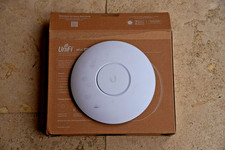 Ubiquiti Unifi UAP-AC-PRO Wireless Access Point shows signs of use good order
