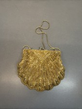 Vtg Shell Clam Shaped Seed Beaded Gold Tone Purse Clutch Bt29