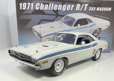 ACME 1/18 Scale 1971 Challenger R/T  383 MAGNUM  CHRIS DAVIS VERSION 