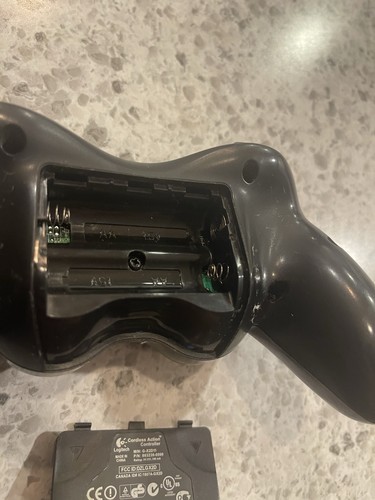 Logitech PS2 Wireless Controller Black - Picture 14 of 14