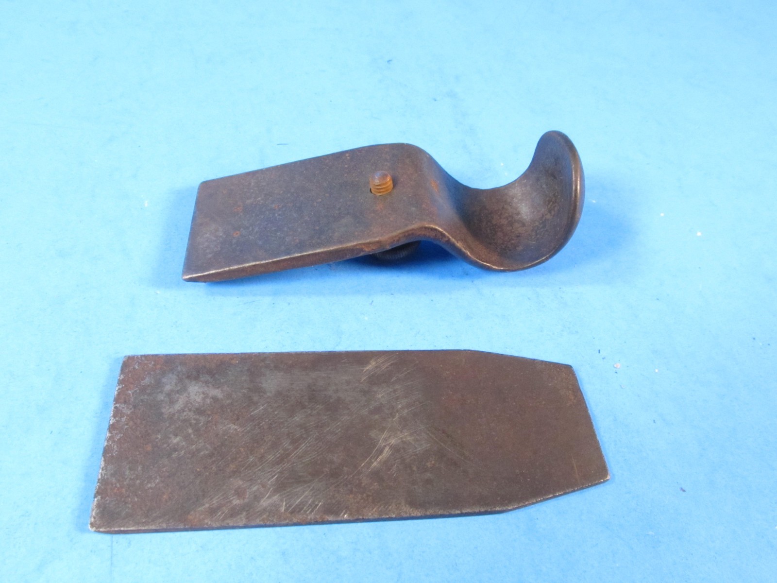 Birmingham B Plane 5-3/8" wood block plane oval shaped raised perimeter