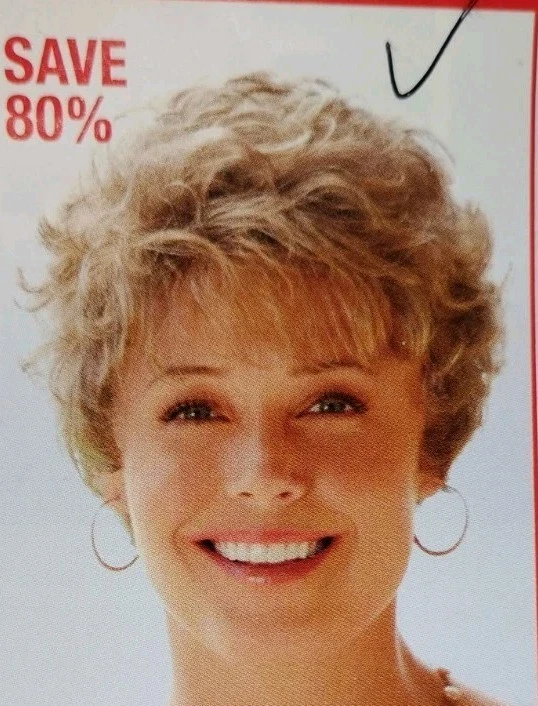 Peluca Paula Young, color Emily talla 18/22 LG. Pixie marrón rubio excelente estado Foto 2 de 4