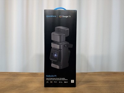 Anker Soundcore Nebula P1 | tragbarer Beamer mit abnehmbaren Lautsprechern