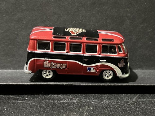 Arizona Diamondbacks - Volkswagen Bus - 1:64 - MLB - Press Pass - 2008 - Picture 2 of 4