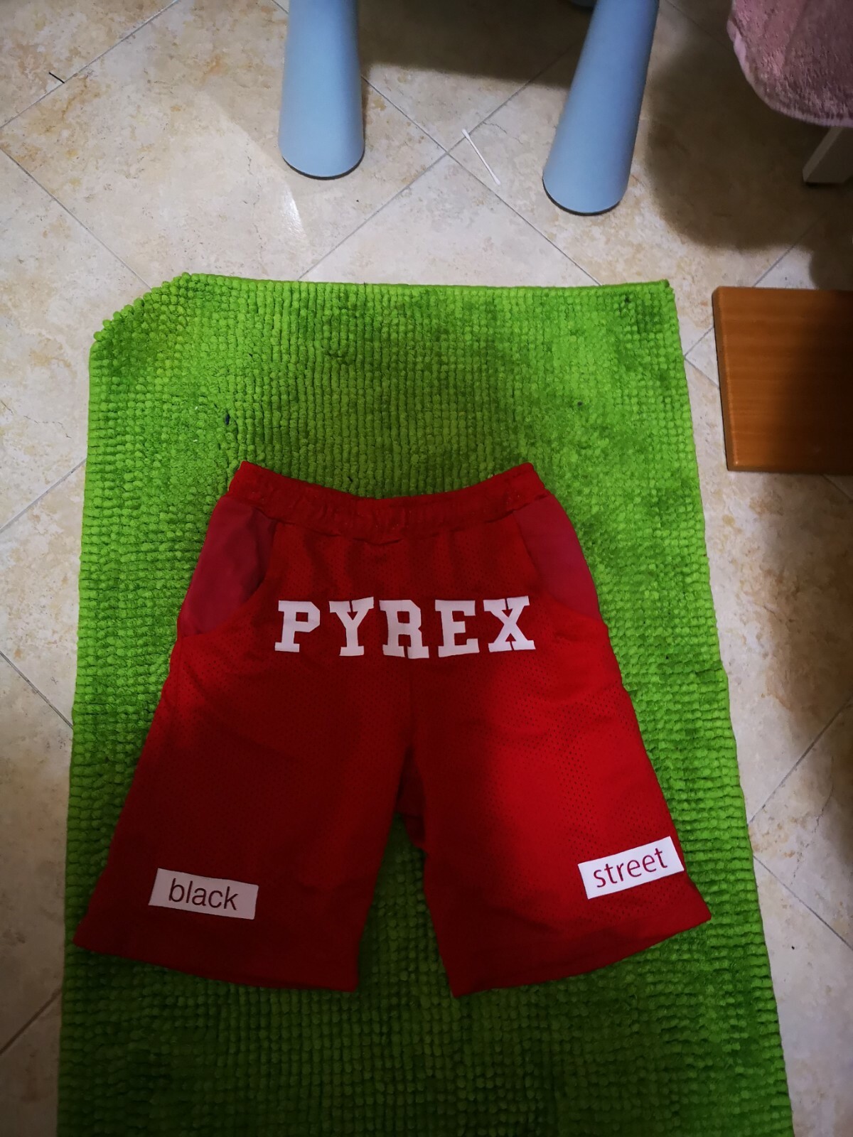 Foto 1 di 4