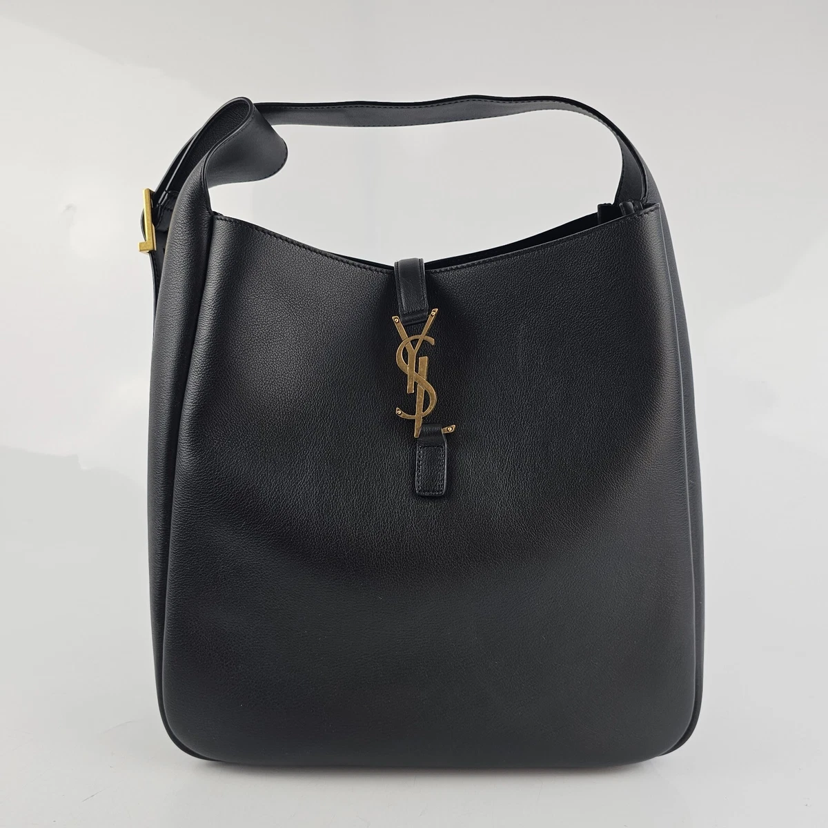 Saint Laurent Micro Le 5 A 7 Hobo Bag in Black