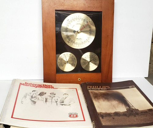 Vintage Phillips 66 Gas & Oil Airguide Wood Barometer Book & Notebook