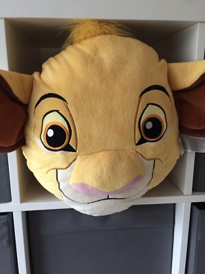 stuffed animal projects light on ceiling