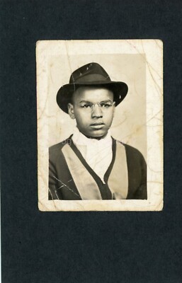 YOUNG MAN BOY Vintage FOUND DISTRESSED bw PHOTO ON BACKING PAPER 410 LA 85 F